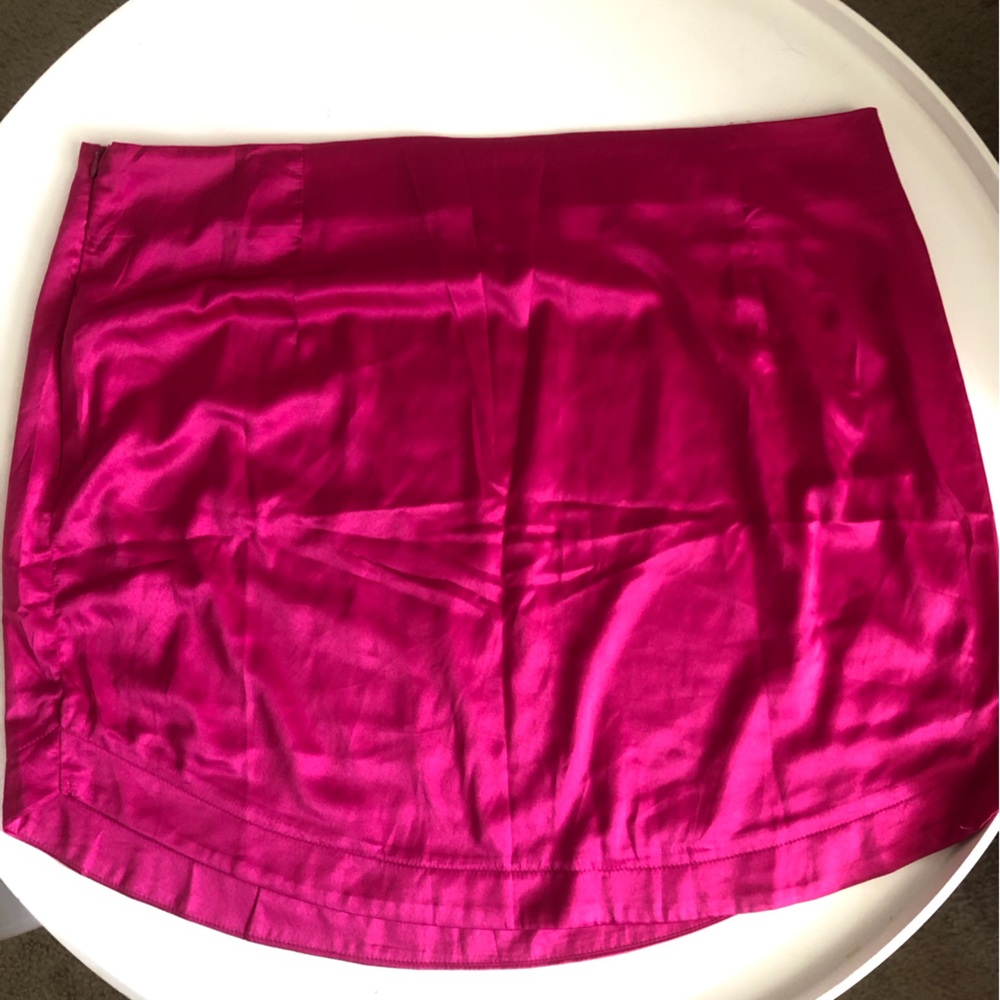 SHEIN Pink Bubble Mini Skirt for Cocktail Nights